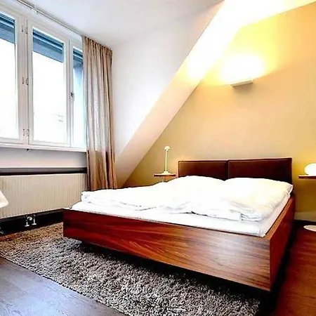 Newly Refurbished Flat In The Centre Vendégház *